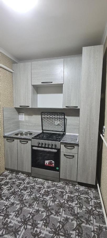 Status House Hotel Fergana Ngoại thất bức ảnh