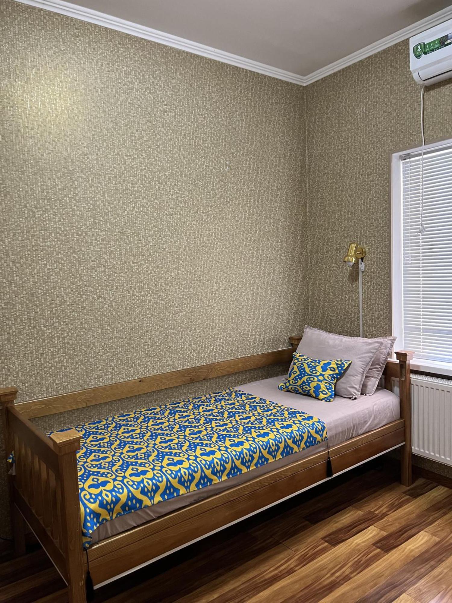 Status House Hotel Fergana Ngoại thất bức ảnh